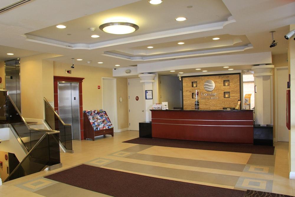 Comfort Inn & Suites Laguardia Airport New York Exterior photo